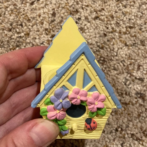 Set of 6 Avon Easter Egg Cups - Picture 4 of 7